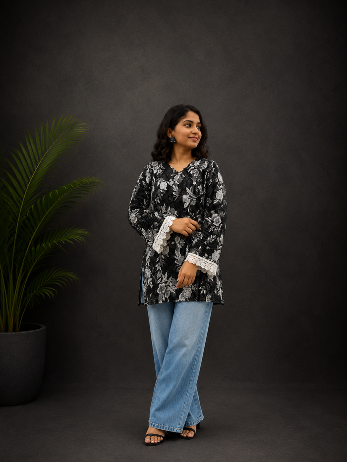 Kantha Black Balloon Sleeve Straight Kurti