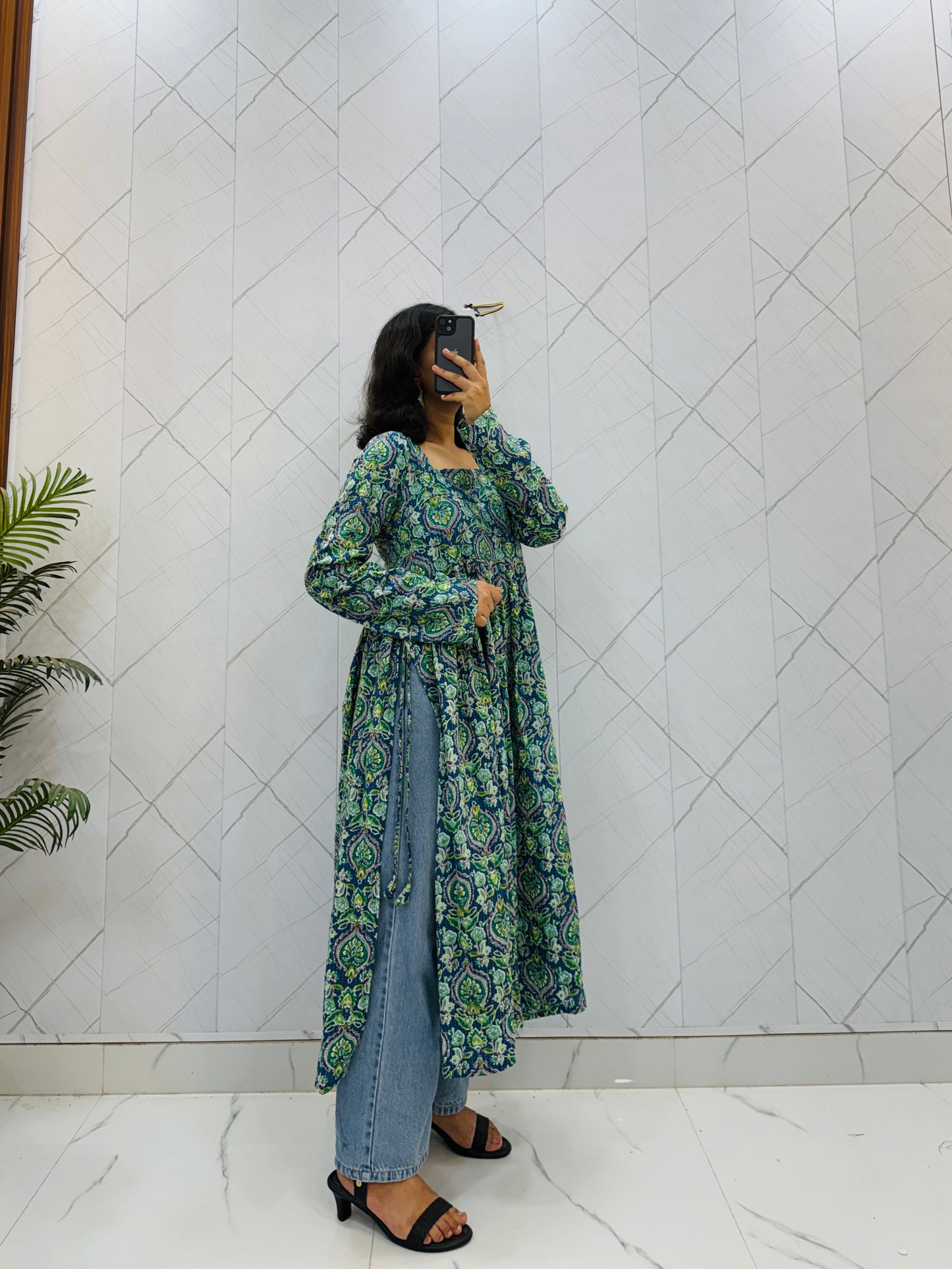 Floral Green Long Side Cut With Dori