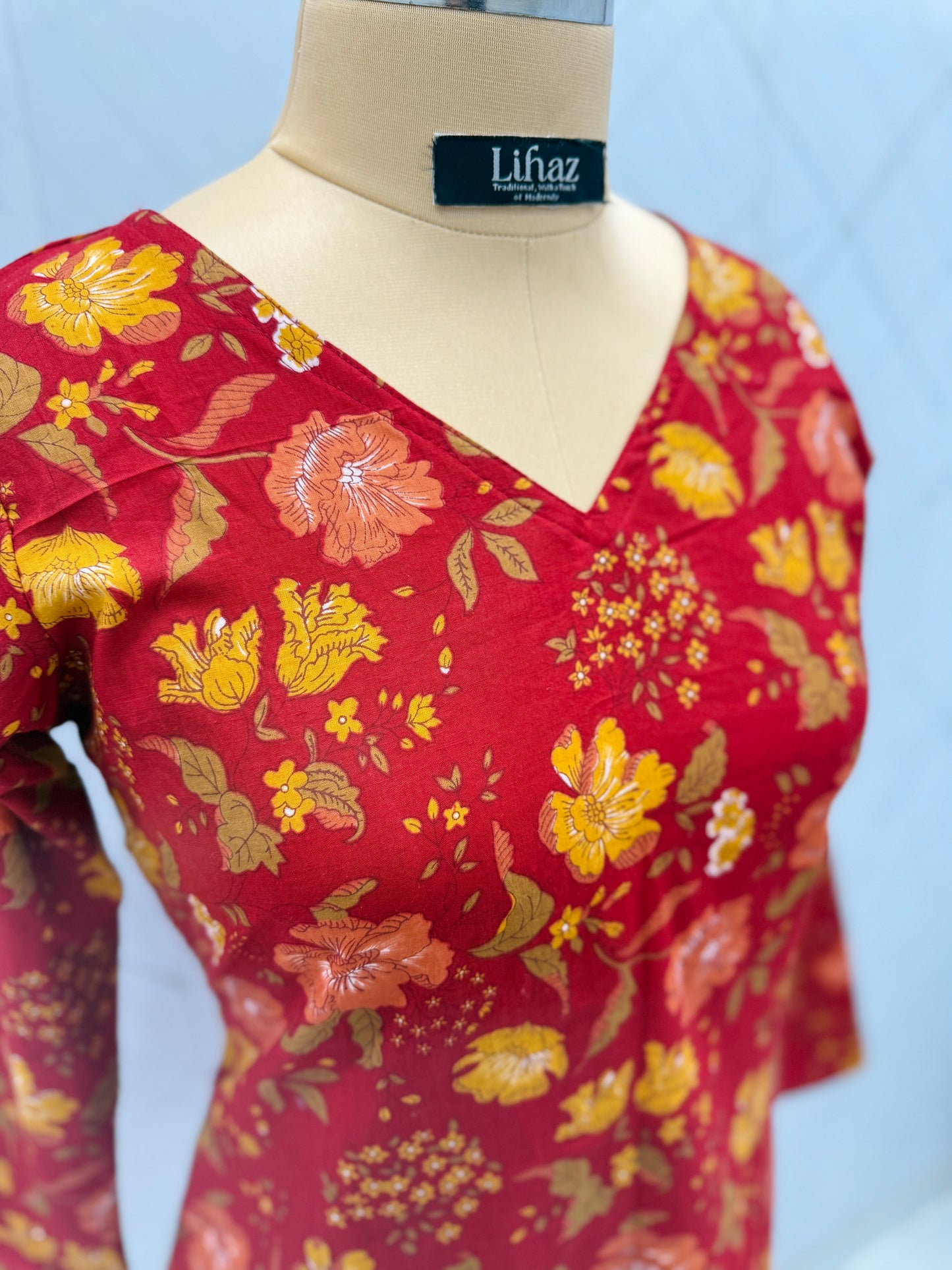 Floral Red Balloon Straight Kurti