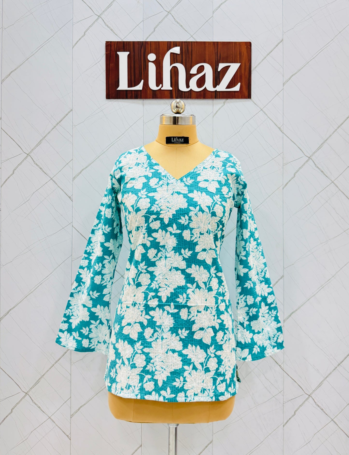 Turquoise Blue Balloon Straight Kurti
