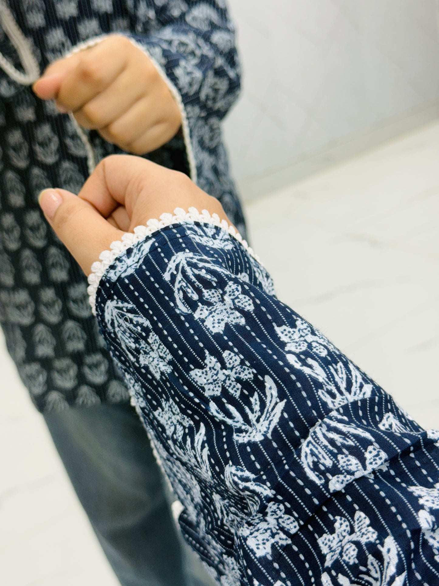 Kantha Navy Blue Balloon Sleeve Straight Kurti
