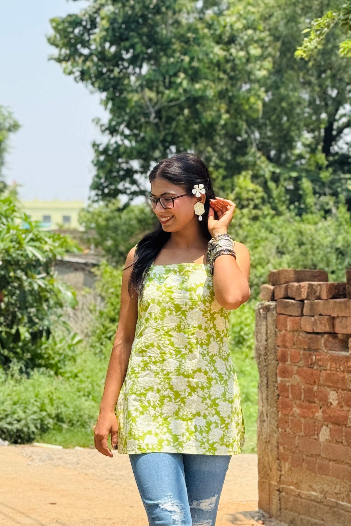 Green Floral Sleeveless Kurti