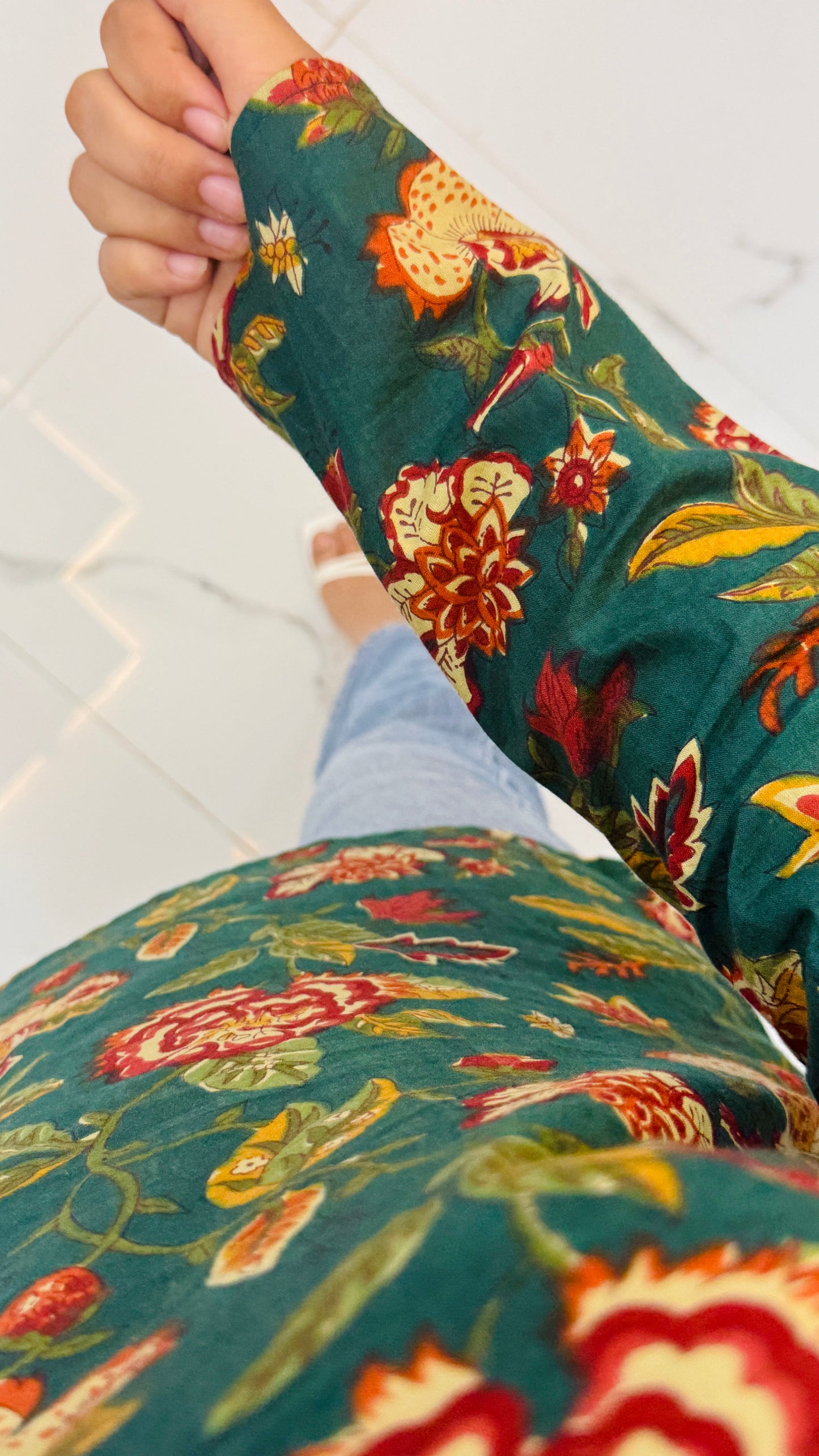 Dark Green Floral Balloon Sleeve Kurti