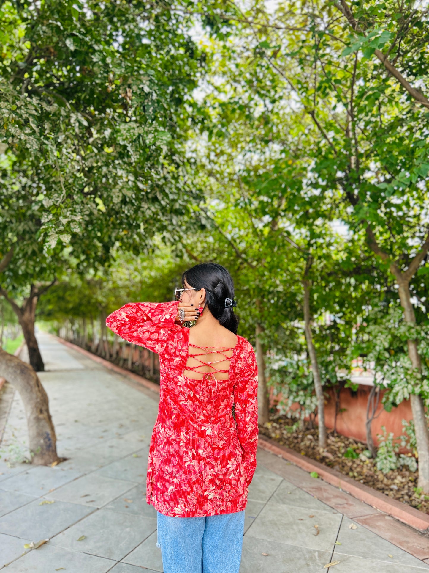 Tomato Red Balloon Sleeve Straight Kurti