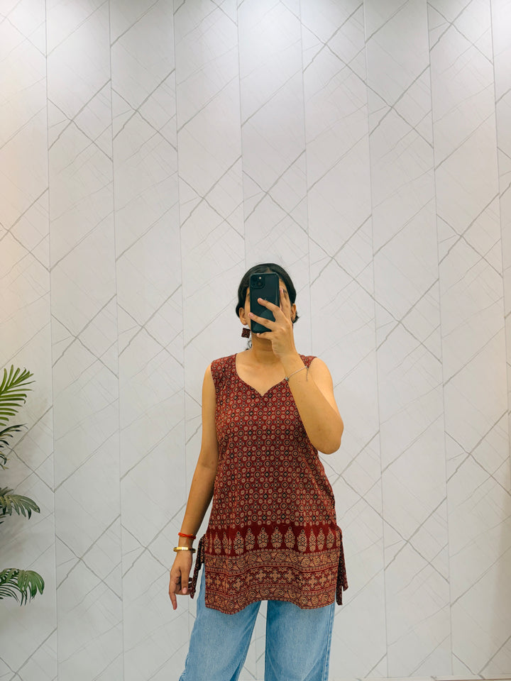 Brown Sleeveless Short Kurti